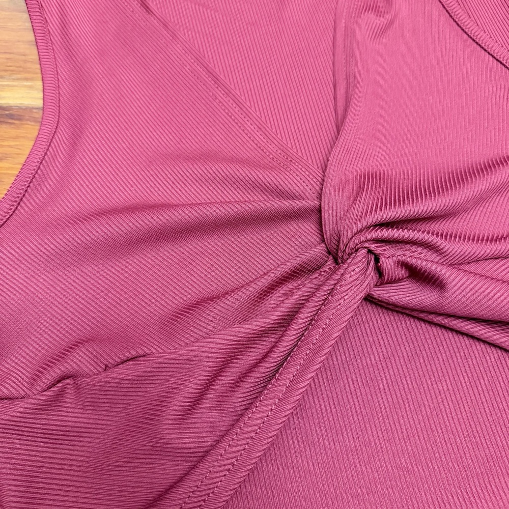 Red Crop Ribbed Top (S) - Picture 2 of 3
